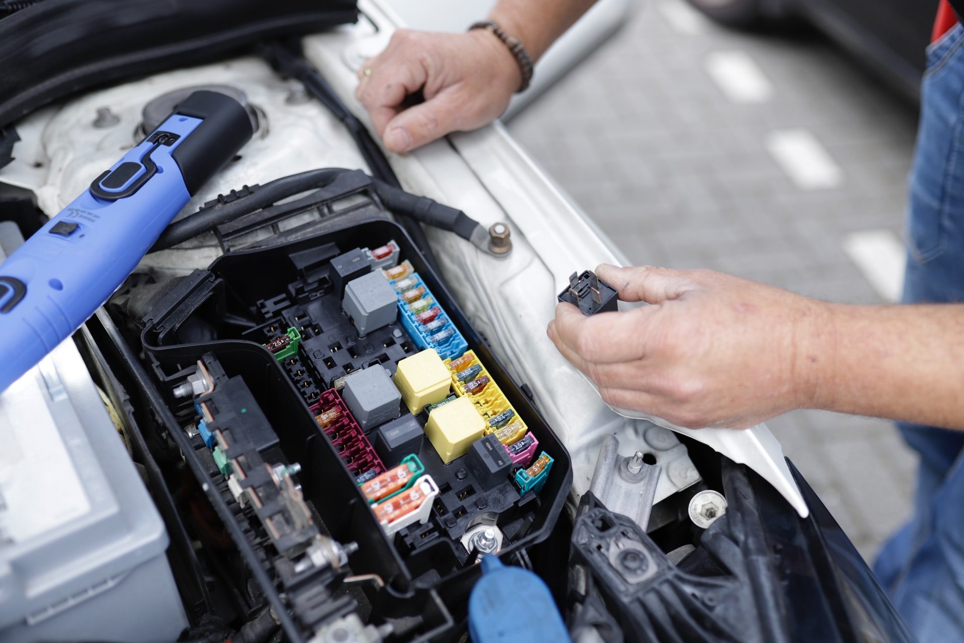 5 Types of Car Repairs You Shouldn’t Attempt Yourself