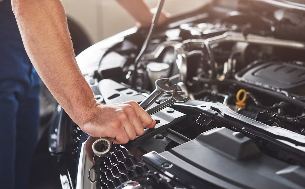 Engine Repair 101: Identifying Warning Signs and When to Seek Help